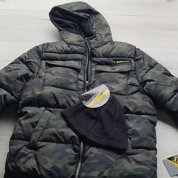 Ixtreme Boys' Camouflage Puffer Jacket Medium NWT in packaging - Picture 4 of 6